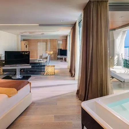 Aguas De Ibiza Grand Luxe - Small Luxury Of The World Hotel Santa Eularia des Riu